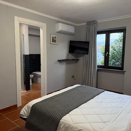 Bed & Breakfast Invilla 3*